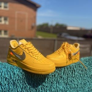 I wear them one time and put them to the side.. so basically it’s brand new ❤️